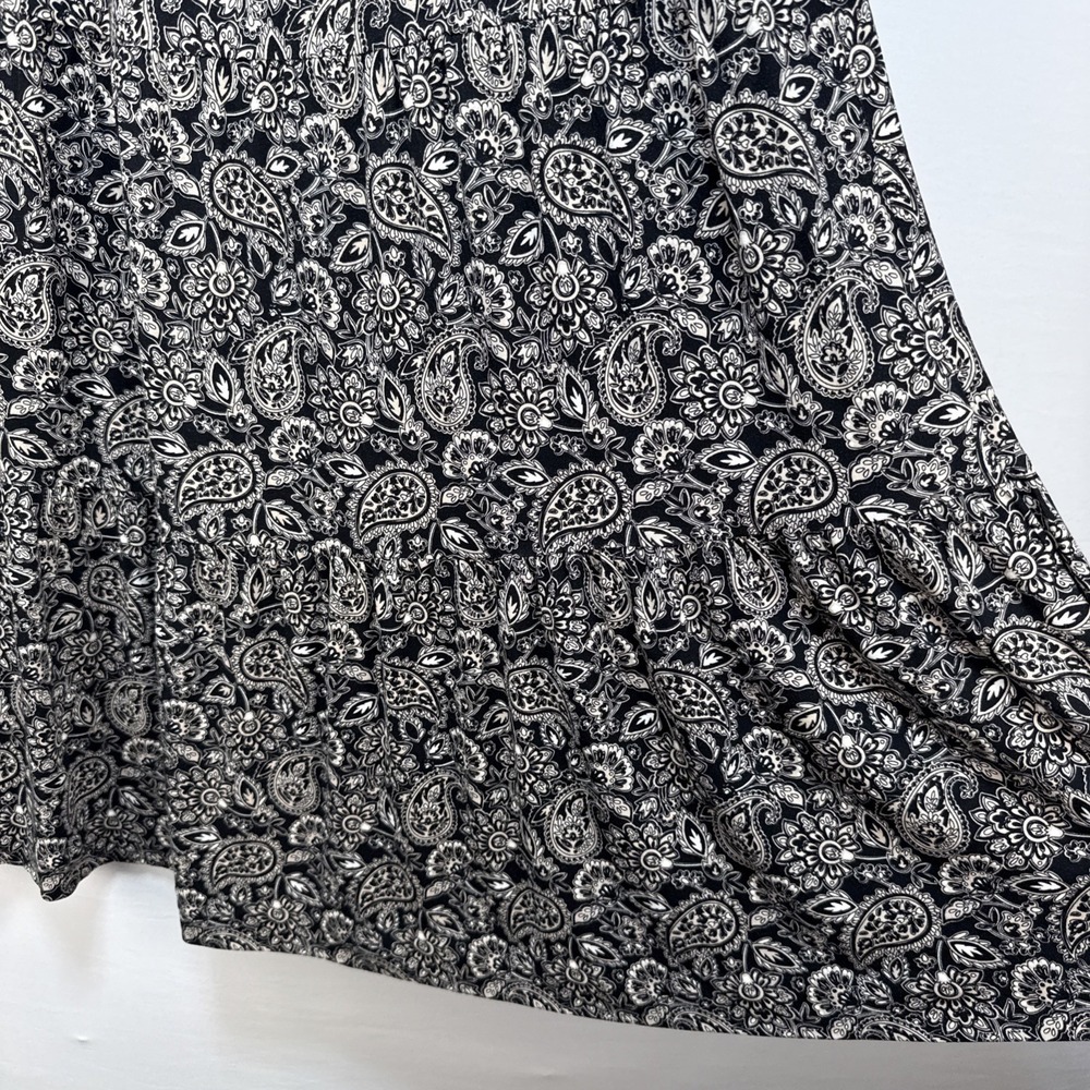 Boden Tiered Maxi Skirt Size 12 Petite Black Beige Floral Paisley Ecovero Jersey - Picture 2 of 6